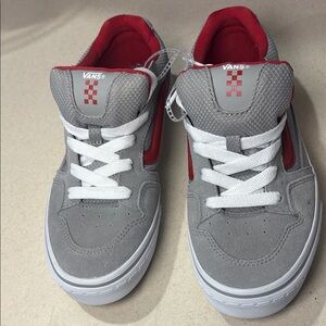 Vans Kids Sneakers in Gray and Red Suede accents size6 Y